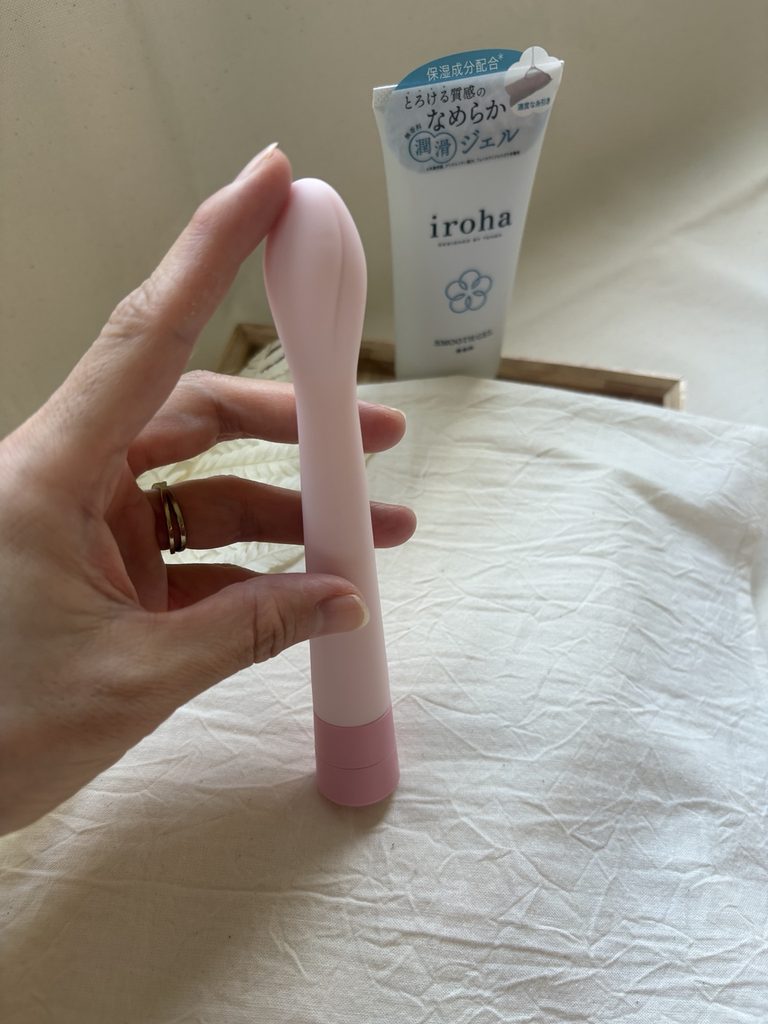 手に持ったiroha koharu べにつぼみ